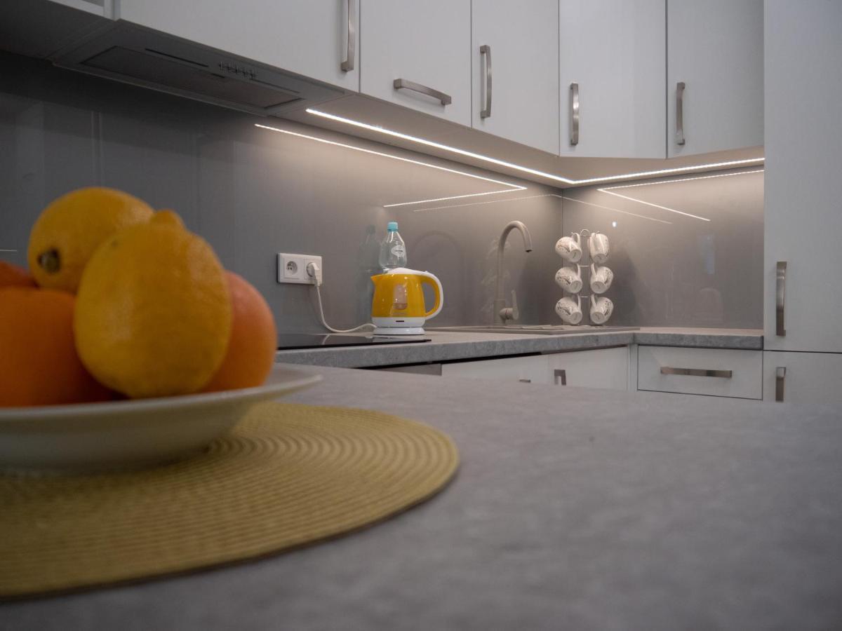 Przytulny Apartament Z Ogrodkiem Краков Экстерьер фото